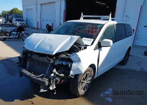 2018 Dodge Grand Caravan Gt z USA, uszkodzony, nr VIN 2C4RDGEG0JR220563